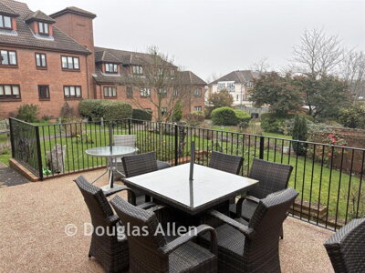 Property on Albert Road, IG9 6EF