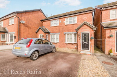 Property on Ambleside Close, SK11 8PY