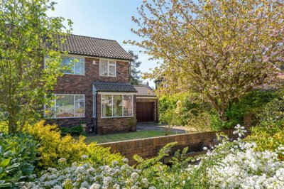 Property on Flash Lane, L40 1SN