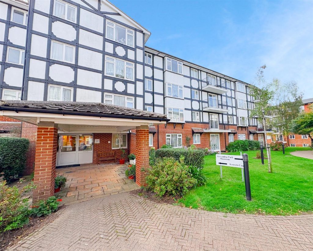 Property main image