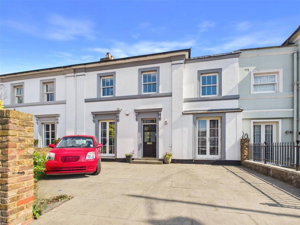 Terraced House