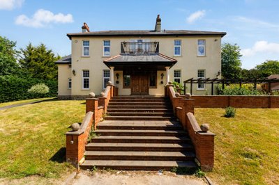 Property on The Mount, CR6 9JF