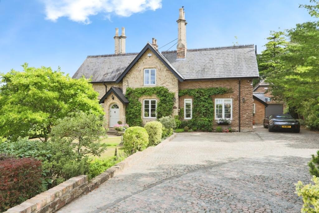 Detached House