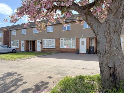 Property on Chesford Crescent, CV34 5PP