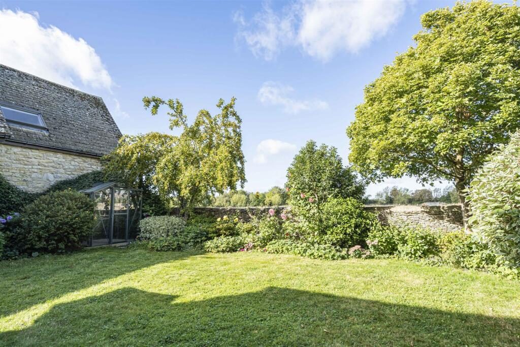Thumbnail 32
