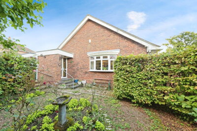 Property on Sunnymead, CT2 9NW