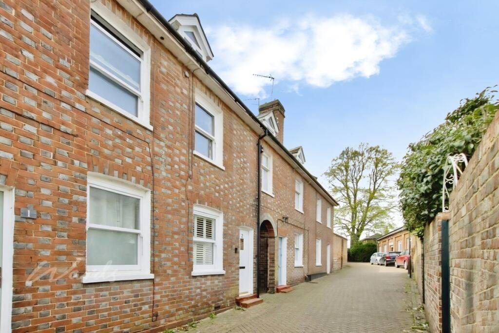 Terraced House