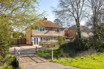 Property on The Quadrant, BN6 8BS