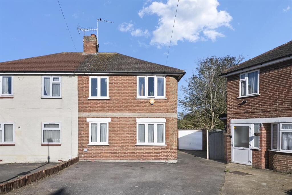 Property main image