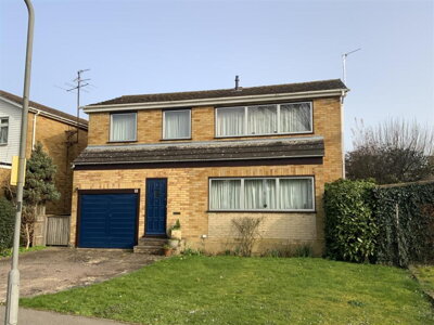 Property on Crosshills, MK11 1HD