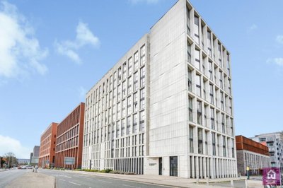Property on M15 4UY