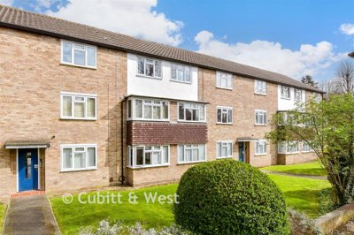 Property on St James' Road, SM1 2TW