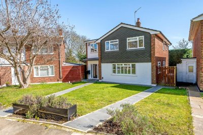 Property on Alton Close, DA5 3QJ