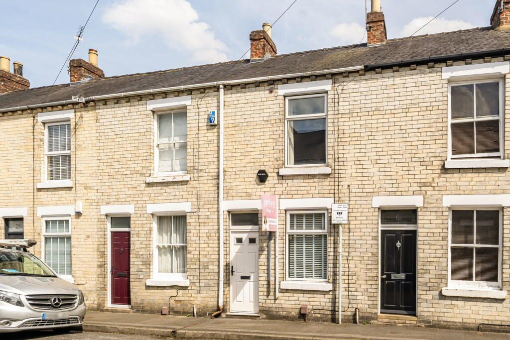 Property main image