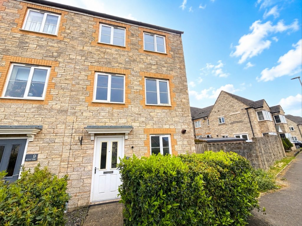 Property main image
