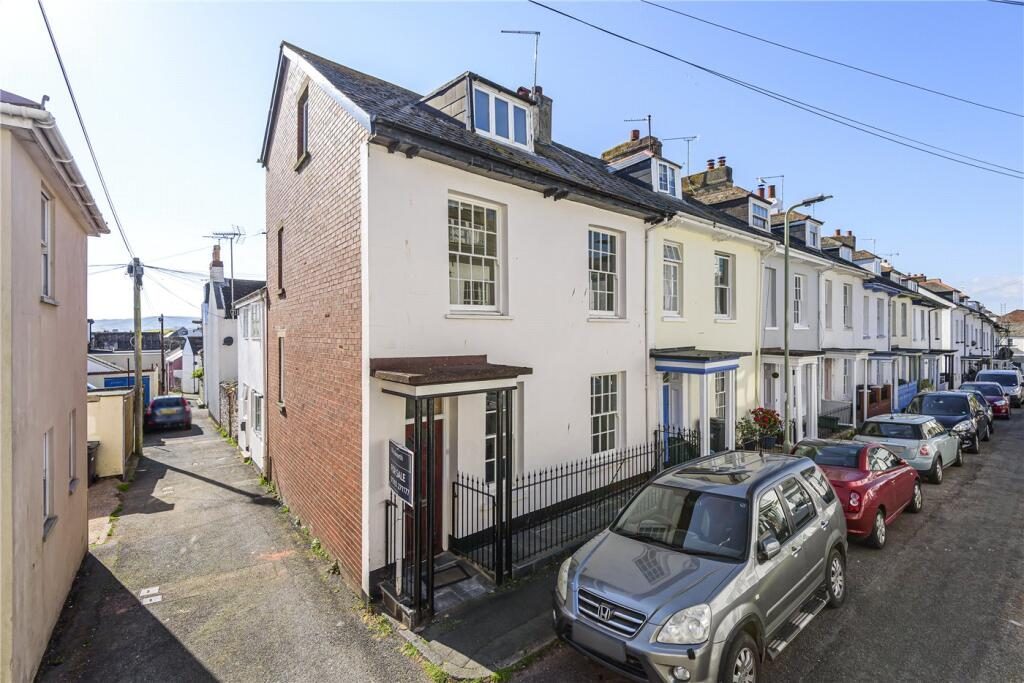 Property main image