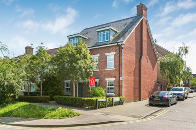 Property on Buckwells Field, SG14 3FF