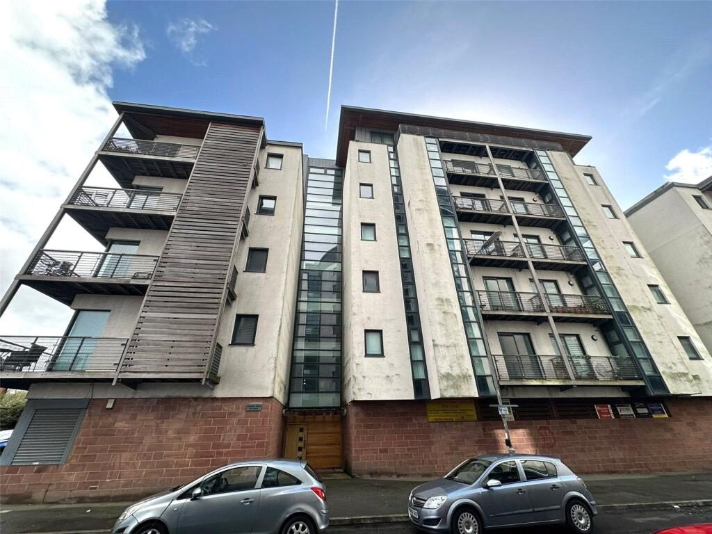 Property main image