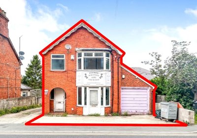 Property on RG14 5RG