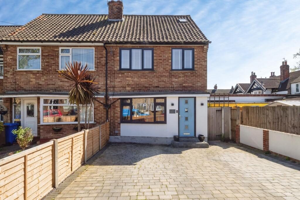 Terraced House