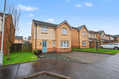 Property on Oldbar Square, G53 7HG