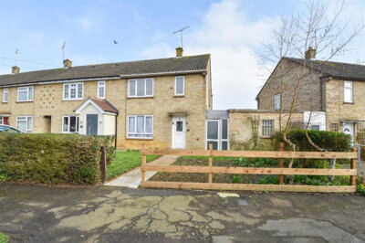 Property on Fox Hatch, CM15 0AR