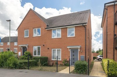 Property on SP11 6SP