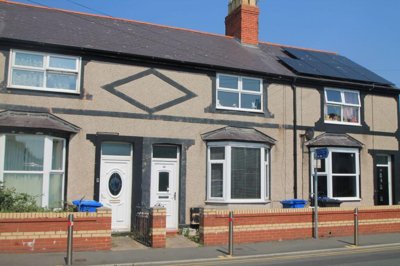 Property on Ffynnongroew Road, LL18 1DB