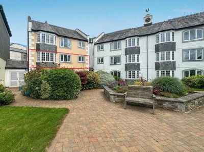 Property on Tregunter Mews, TR11 3XQ