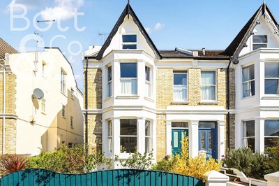 Property on Ranelagh Villas, BN3 6HE