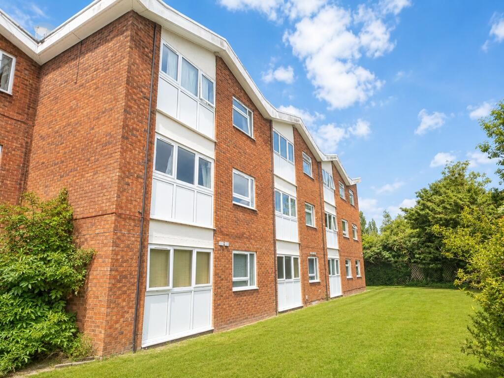 Property main image