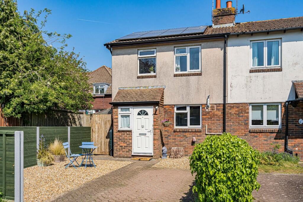Terraced House