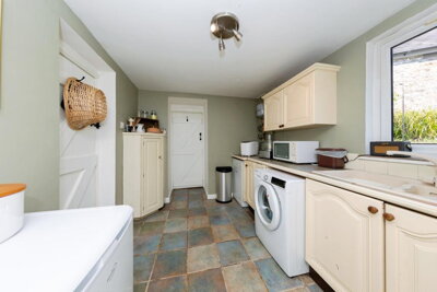 Property on SA32 7SJ