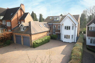 Property on Westfield Park, HU15 1AN