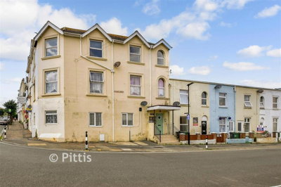 Property on PO36 8HY