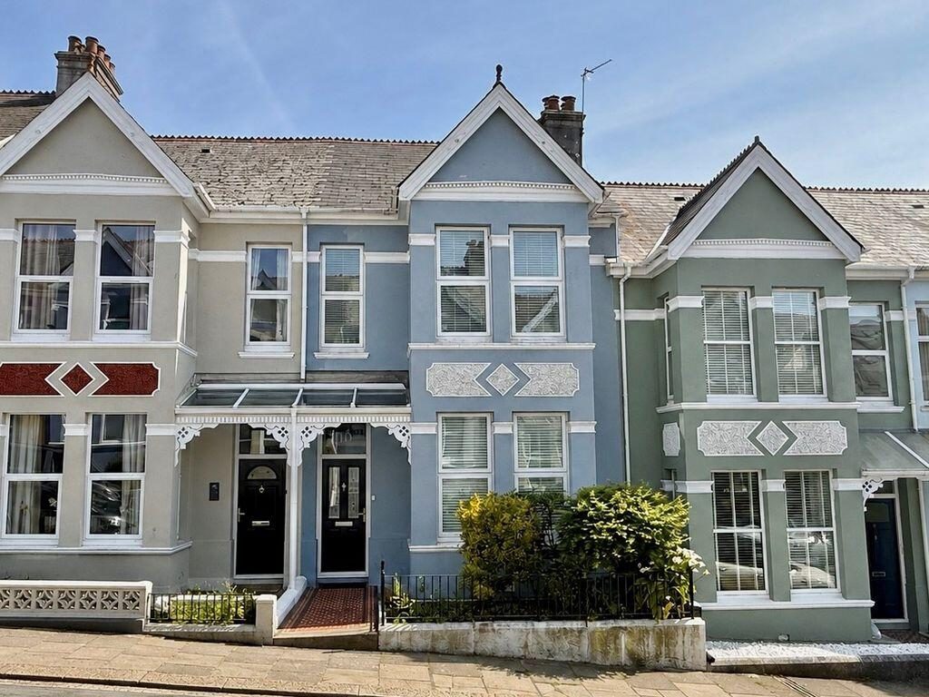 Terraced House