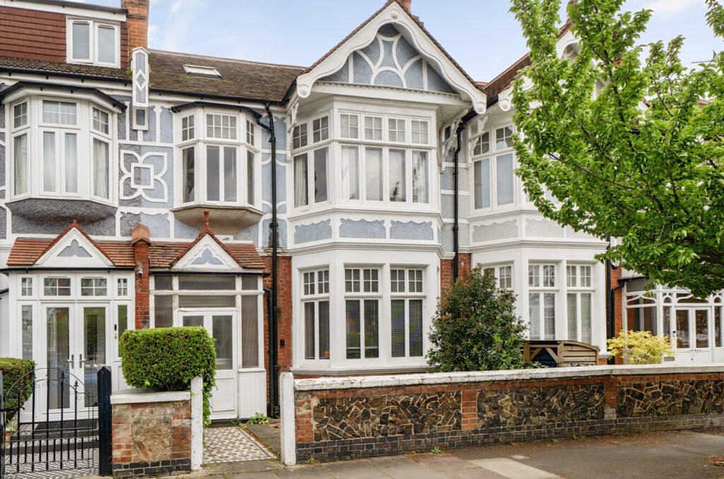 Terraced House