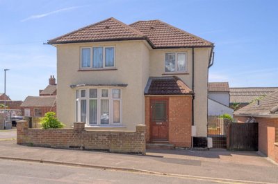 Property on Commercial Road, NN16 8DQ