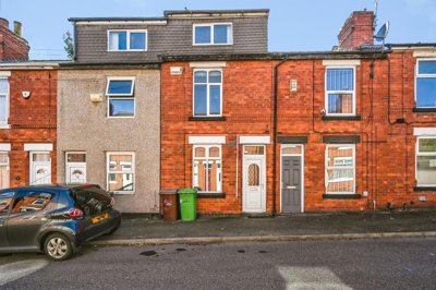 Property on Farley Street, NG6 8FT