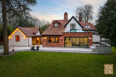 Property on Chestnut Avenue, L23 2SZ