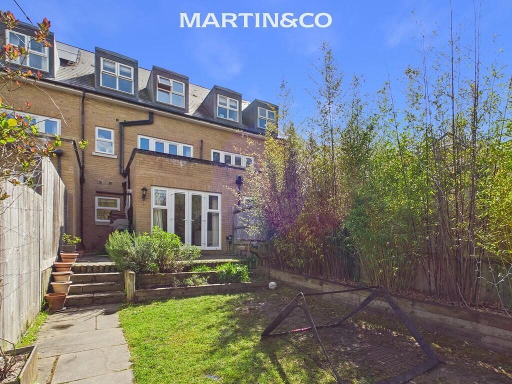 Terraced House