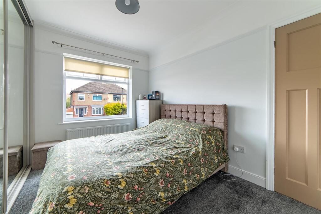 Thumbnail 38