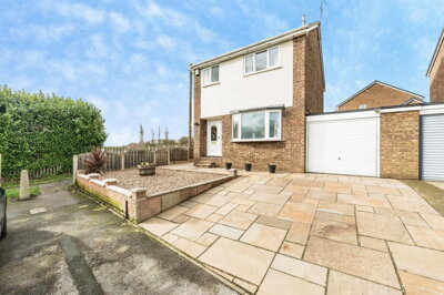 Property on Sunningdale Drive, S72 8ES