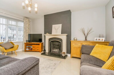 Property on BT25 1BF