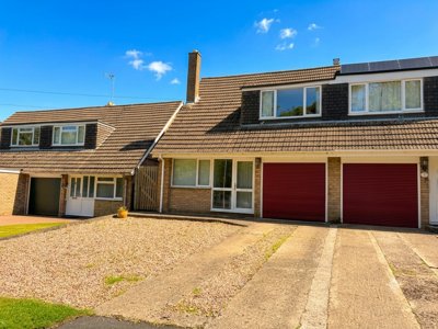 Property on NN11 4AQ