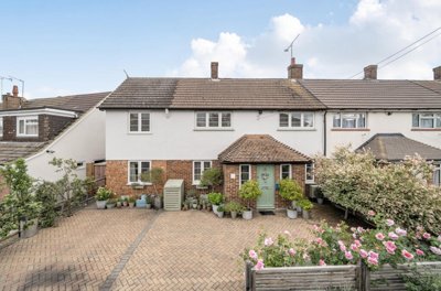 Property on Barton Road, DA4 9EA