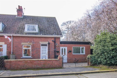 Property on Sunnybank Street, WF5 8PE