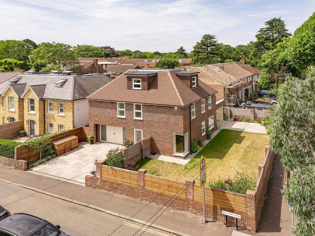 Property main image