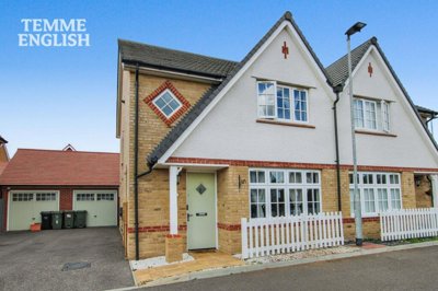 Property on French Close, SS16 5LU