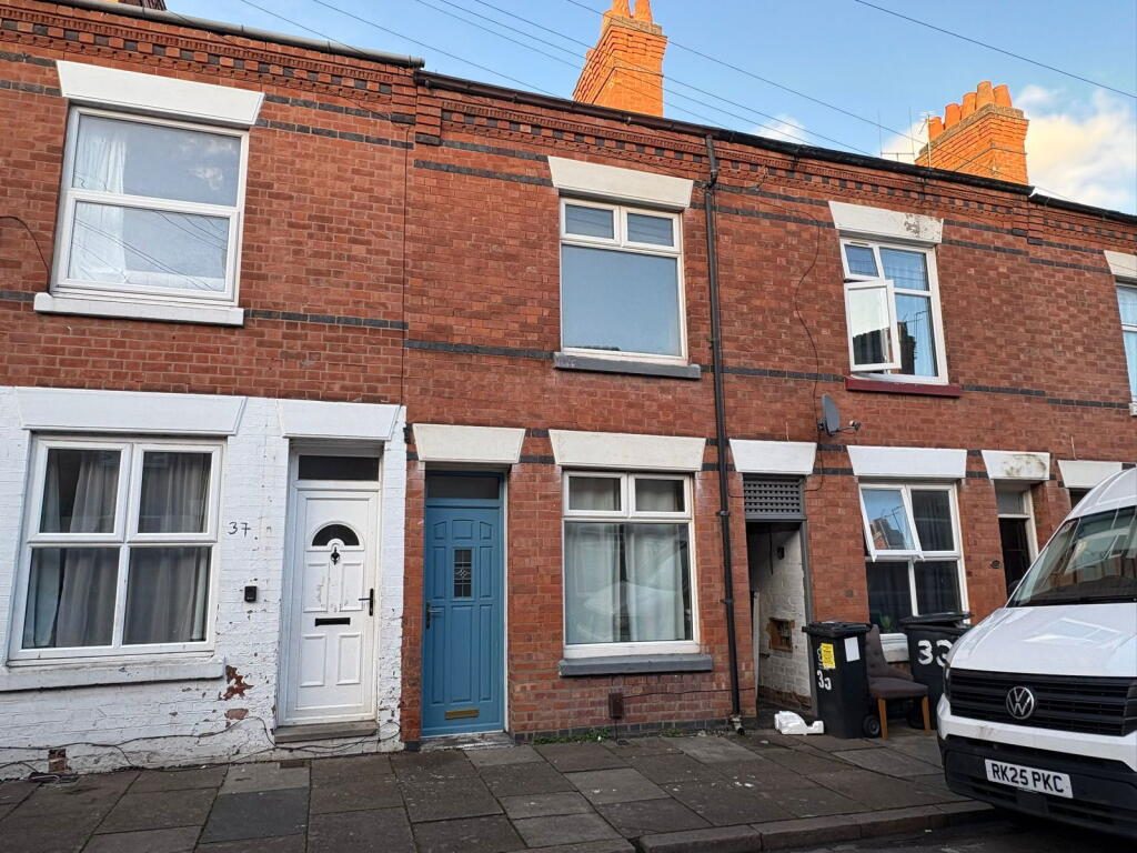 Property main image